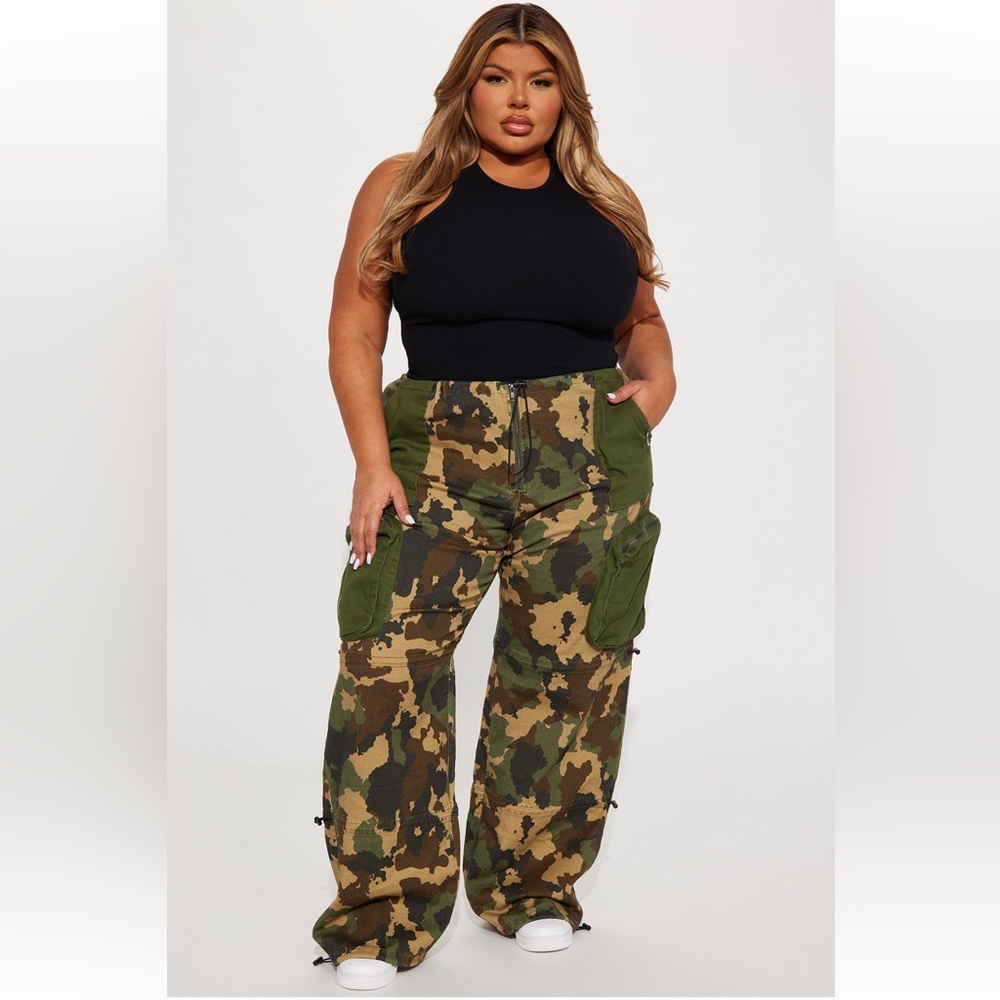 Fashion Nova - Lost in Yesterday Camo Cargo Pants